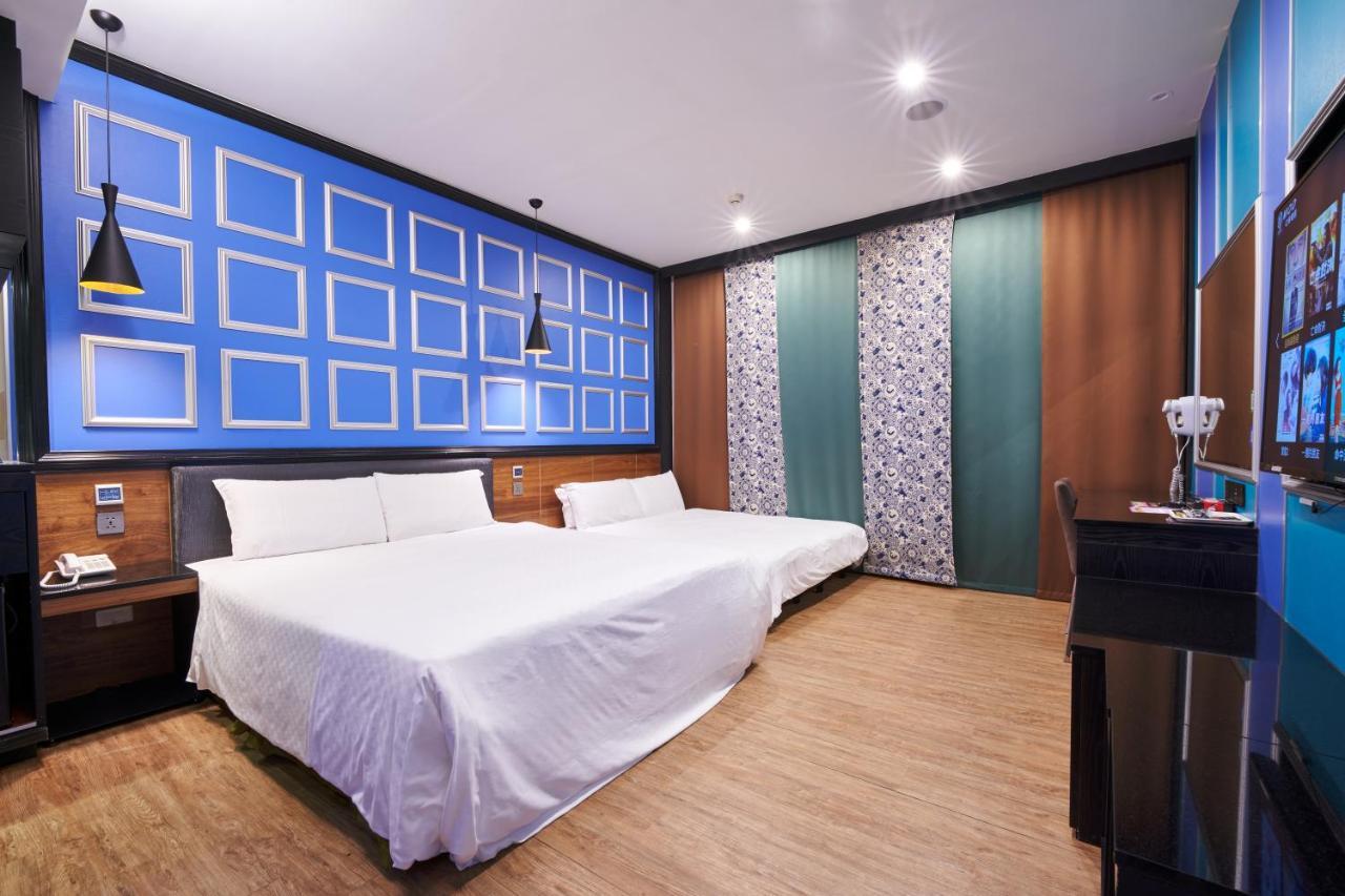 Catwalk Motel -Tainan Extérieur photo