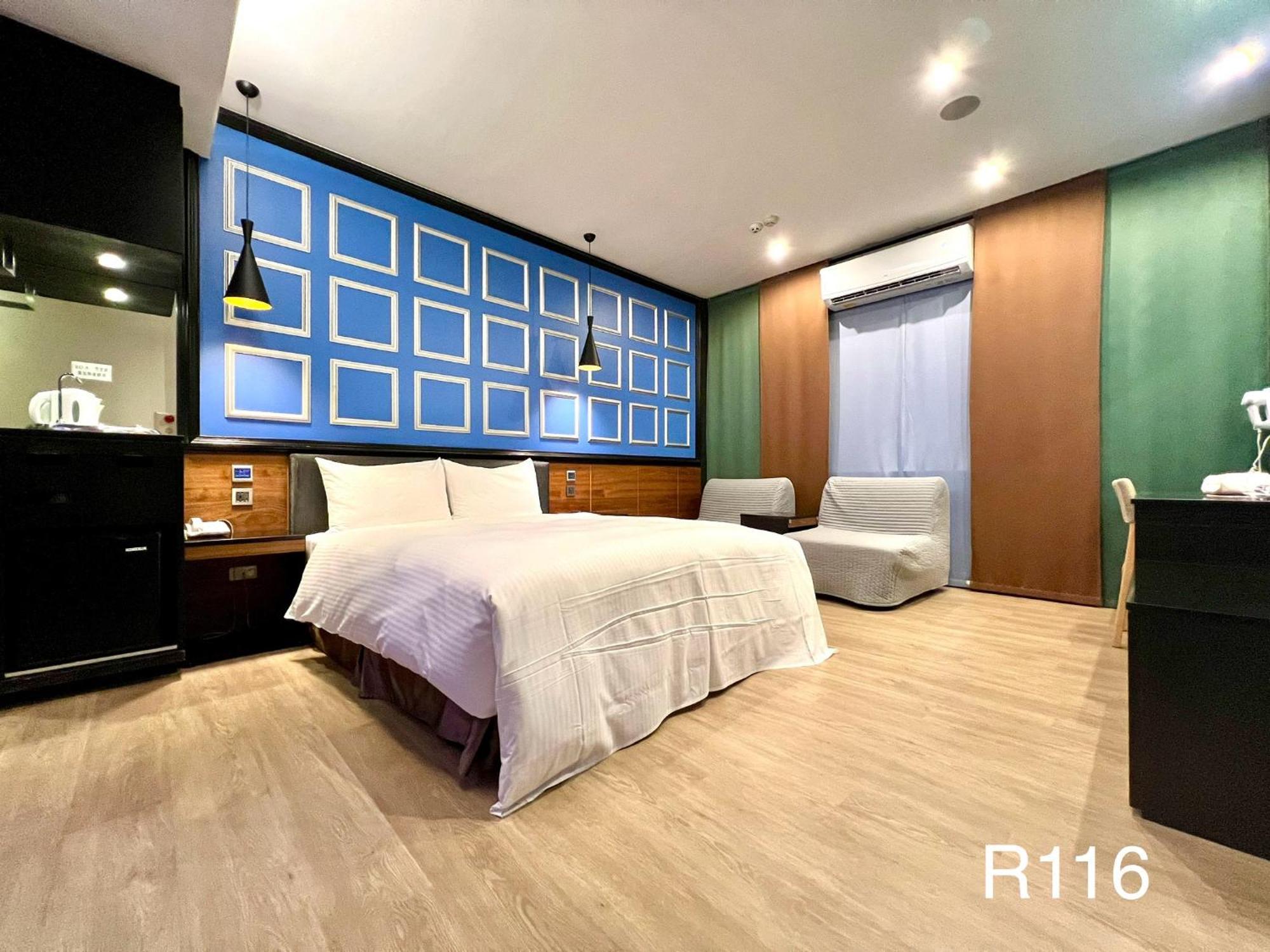 Catwalk Motel -Tainan Extérieur photo